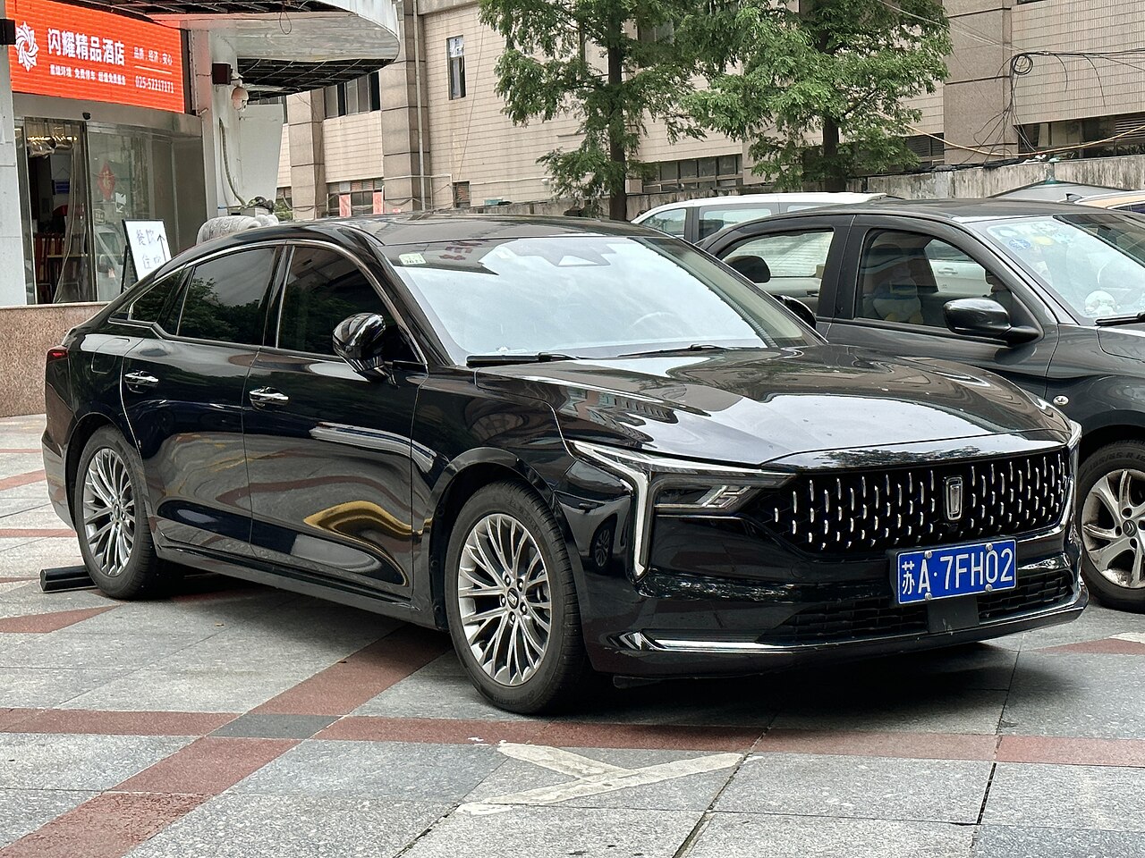 Автомобиль Bestune