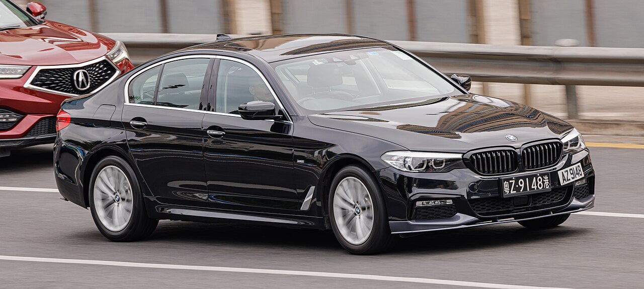 Автомобиль BMW